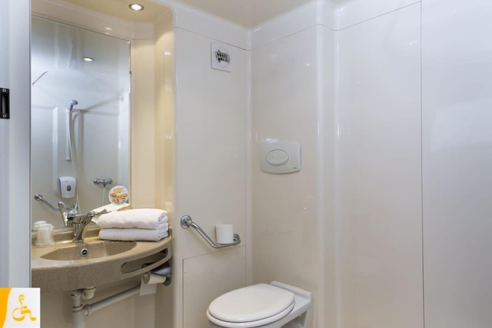 Hotel Premiere Classe Aeroport Charles De Gaulle 2*